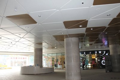 氟碳鋁單板廠家以“質(zhì)”取勝的內(nèi)容